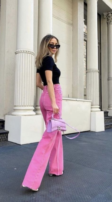 Shades Of Pink Outfit, Pink Jeans Outfit, Barbiecore Outfit, Pink Shirt Outfit, Pink Pants Outfit, Color Combos Outfit, Look Rose, Looks Pinterest, Valentines Outfits