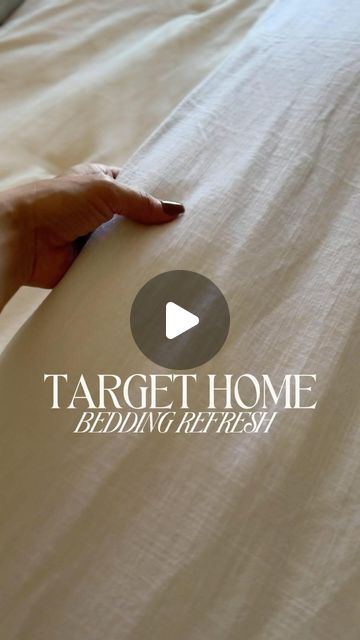 Paola Medina on Instagram: "TARGET BEDDING REFRESH Comment BED 101 for links to these Target bedding essentials and layer your bed like a pro! #targethome #targetpartner  As shown in reel: Luxe Diamond Stitch Velvet quilt in FULL/QUEEN Color: Light Brown and Ivory. Heavyweight Linen Blend Duvet Cover & Sham Set FULL/QUEEN Color: White All Season Feather & Down Comforter FULL/QUEEN  Bedding Bedroom organization Bedroom decor Target bedding Target home decor Bedroom refresh Affordable curtains Organic modern Home hacks Home decor tips Interior design inspiration Home decor #targethome #targethomedecor #targetstyle #bedroomstyling #bedroommakeover" King Bed Layering Ideas, Target Bedding Ideas Layered, How To Make A Bed Like A Designer, How To Style A Bed, Bedding Refresh, Layered Bedding Ideas, Bedding Styling, Bedding Target, Organic Modern Home