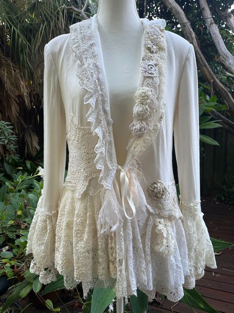 Bohemian shabby chic cotton jacket embellished with vintage crochet and tattered flowers BohobyDarija Medium Shabby Chic Embellishments, Shabby Chic Tags, Shirt Makeover, Chic Jacket, Shabby Chic Clothes, Upcycle Clothes Diy, Upcycled Clothes, Boho Style Outfits, Altered Couture