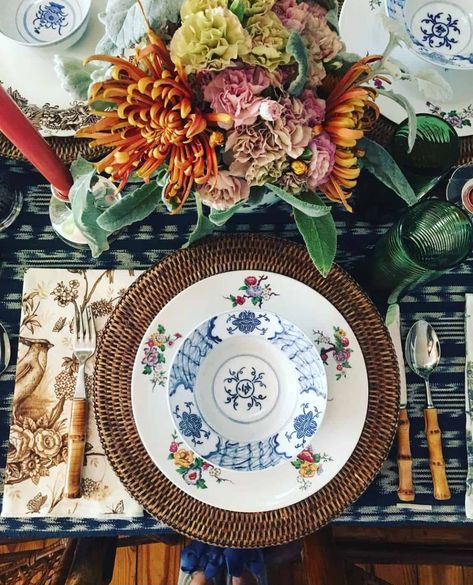 Maura Endres, Thanksgiving Table Inspiration, Paloma Contreras, Fresh Wreath, Rough Luxe, Natural Wreath, Fall Tablescapes, Table Inspiration, Fall Table