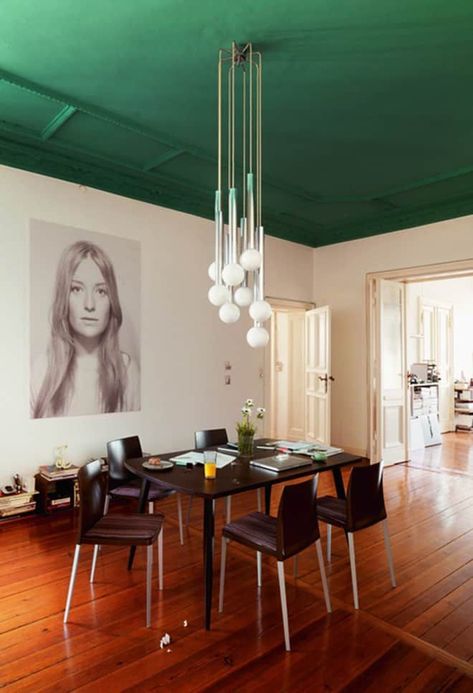 An Emerald Green Dining Room Ceiling | Kitchn Emerald Green Rooms, Green Ceiling, Boho Apartment, Yellow Ceiling, Dark Ceiling, Green Chandeliers, Green Dining Room, Dining Room Ceiling, Colored Ceiling