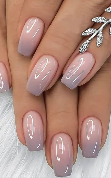 Elegant Touch Nails Square, Glamrdip Nail Ideas, Ombre Biab Nails, French Ombre Nails Square, Ombre Nude Acrylic Nails, Natural Ombre Nails Short, Faded Nails Ombre, French Gel Manicure Short Natural Nails Design, Nails Degrade Colores