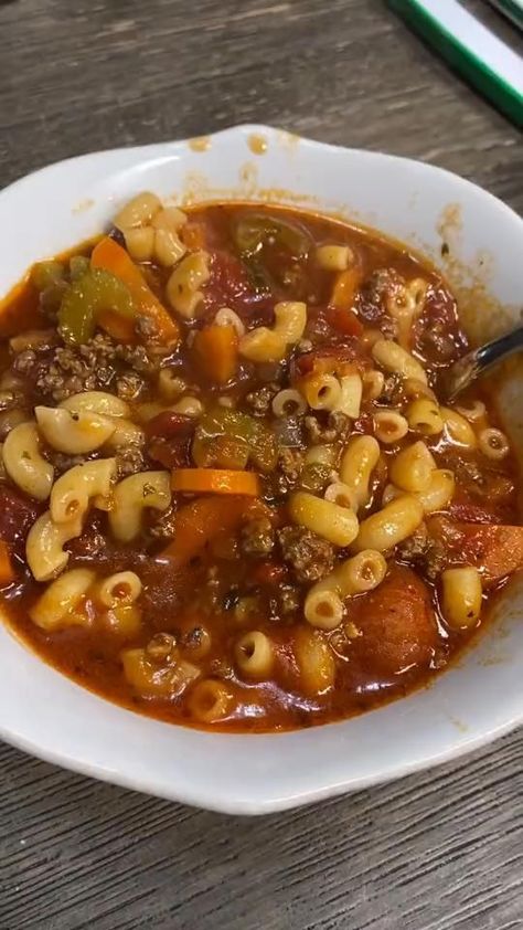 Homemade Soup Videos, Hangover Soup Recipes, Best Soup Recipes Ever Homemade, Hangover Stew, Soup Recipes Cheap, Beef And Tomato Macaroni Soup, Soup Recipes Videos, Soup Recipe Videos, Cheap Soup Recipes