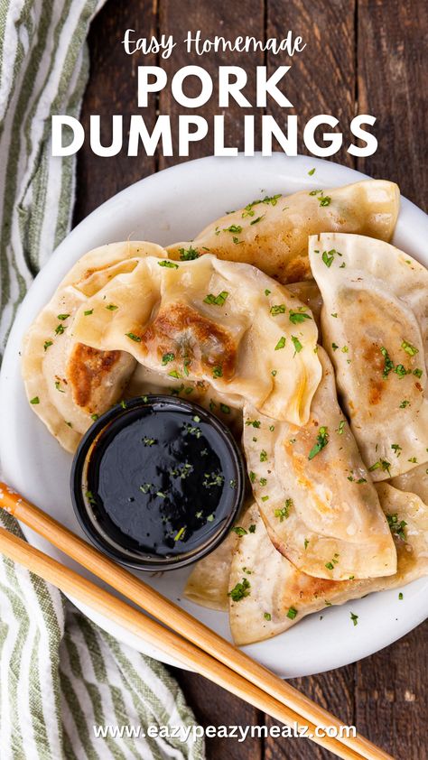 Easy homemade pork dumplings. The best pork filling and a simple method for getting delicious dumplings at home! Dumpling Wrapper, Asian Inspired Salad, Pork Dumplings, How To Make Dumplings, Pork Dumpling, Homemade Dumplings, Pot Stickers, Dumpling Recipe, Ground Pork