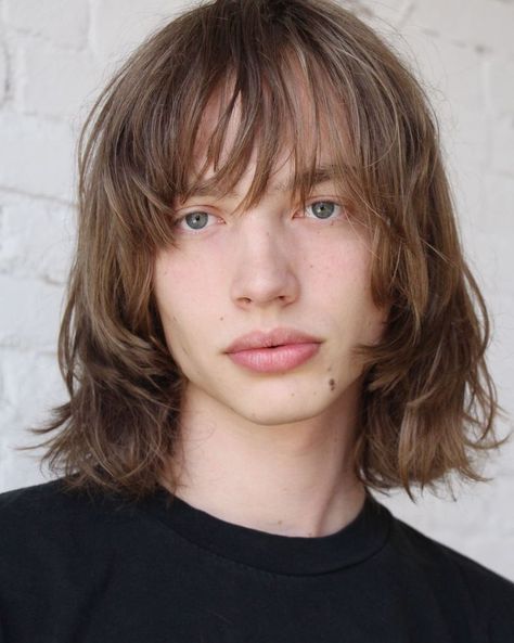 Success Men, Best Long Haircuts, Long Haircuts With Bangs, Androgynous Hair, Guy Haircuts Long, Trending Hair, 70s Hair, Long Haircuts, Francisco Lachowski