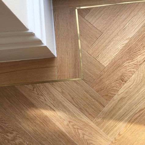 Design Emporium on Instagram: “Brass inlay forms a border in this herringbone wooden floor . . . #designemporium #flooring #flooringinspo #floordesign #woodfloors…” Herringbone Wooden Floors, Herringbone Wood Floor, Herringbone Wood, Brass Inlay, Flooring Inspiration, Herringbone Floor, Wooden Floor, Furniture Layout, Parquet Flooring