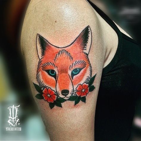 Raposa old school da @oohanajulia 🦊 . Orçamento Best Tatto, Traditional Tattoo Old School, Finger Tats, Fox Tattoo, Traditional Tattoo Flash, American Traditional Tattoo, School Tattoo, Old School Tattoo, First Tattoo