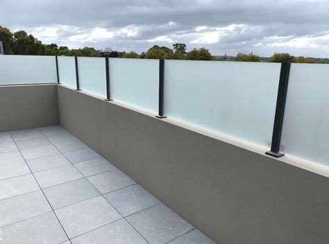 Terrace Privacy Ideas, Glass Terrace Balconies, Glass Fence Balcony, Balcony Railing Design Modern, Terrace Railing, Glass Privacy Screen, Glass Fencing, Glass Wall Design, Glass Panel Wall