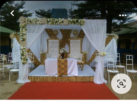 Traditional Marriage Decoration, Traditional Lobola Decor, Canopy For Wedding, African Traditional Wedding Decoration, Emerald Wedding Decor, African Wedding Theme, Outdoor Tent Wedding, African Traditional Wedding, Wedding Planning Decor