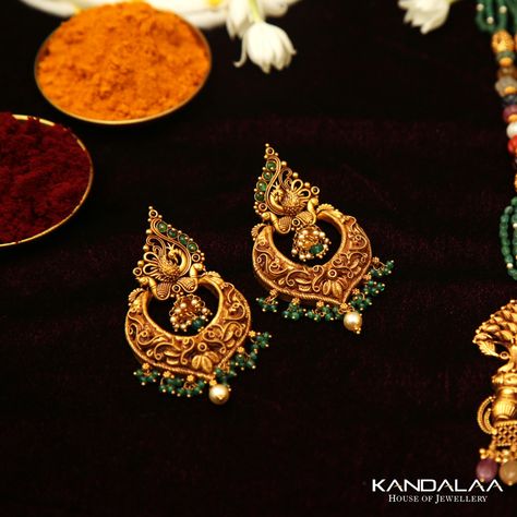 Elevate your elegance with these stunning antique Nakas chand bali earrings, beautifully crafted in 22 karat gold, blending classic artistry with captivating charm. Perfect for making a statement at any celebration! Chandbali Earrings Gold Antiques, Bali Earrings Gold, Chand Bali Earrings Gold, Kandalaa Jewellery, Chand Bali Earrings, Chand Bali, Bali Earrings, Gold Necklace Indian, Gold Necklace Indian Bridal Jewelry