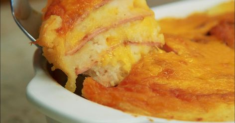 Fried Bologna Casserole Fried Bologna Casserole, Bologna Recipes Dinners, Bologna Casserole, Bologna Recipes, Fried Bologna, Facebook Recipes, Cafeteria Food, Canadian Bacon, Gooey Cheese