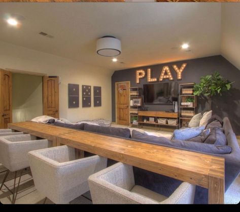 Small Theatre Room Ideas, Bonus Room Design, Living Room Home Theater, Games Room Inspiration, Hangout Room, Basement Remodel Diy, Basement Playroom, Modern Basement, Basement Inspiration