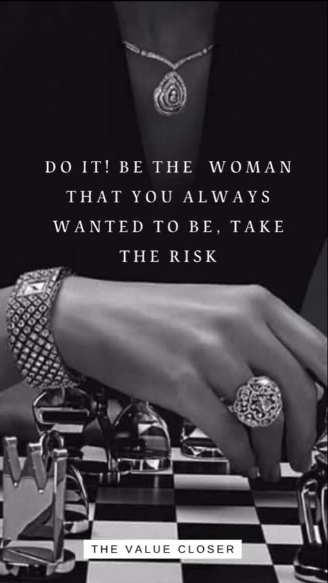 Independant Woman Aesthetic Pictures, Powerful Vision Board, Succesfull Woman Aesthetic Wallpaper, Business Woman Successful Quotes, Woman In Power Aesthetic, Running A Business Aesthetic, Powerful Aesthetic Woman, Business Women Wallpaper, Powerfull Womens