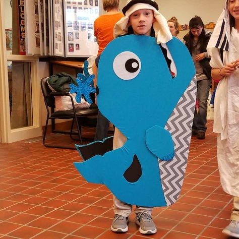 Jonah and the whale costume Noah Costume Bible Diy, Christian Halloween Costumes, Ideas For Trunk Or Treat, Christian Costumes, Gumball Machine Halloween Costume, Bible Visuals, Bible Costumes, Whale Costume, Punny Costumes