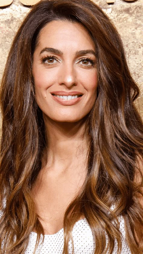 Amal Clooney's New "Caramel Macchiato" Brunette Is Perfect for Winter Nutella Hair Color, Zoe Saldana Hair Color, Brunette Hair For Tan Skin, Caramel All Over Hair Color, Amal Clooney Hair Color, Caramel Macchiato Hair Color, Caramel Macchiato Hair, Macchiato Hair Color, Amal Clooney Hair