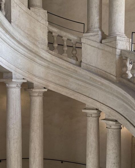 Louvre Museum Aesthetic, Chic Things, Architecture Aesthetic, Museum Aesthetic, Neoclassical Architecture, Stair Case, Cream Aesthetic, Louvre Museum, Slow Life