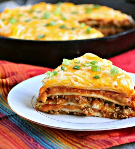 Tortilla Pie, Mexican Tortilla, Iron Skillet Recipes, Cast Iron Skillet Recipes, Cast Iron Recipes, Tasty Kitchen, Recipe Community, Cast Iron Cooking, Beef Recipes For Dinner