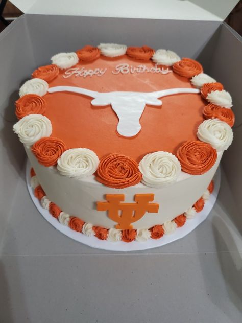 Longhorn Cake Ideas, Texas Longhorns Cake, Longhorn Party Ideas, Longhorn Cake, Longhorn Party, Trunk Party, Ut Austin, Grad Pics, Boy Birthday Cake