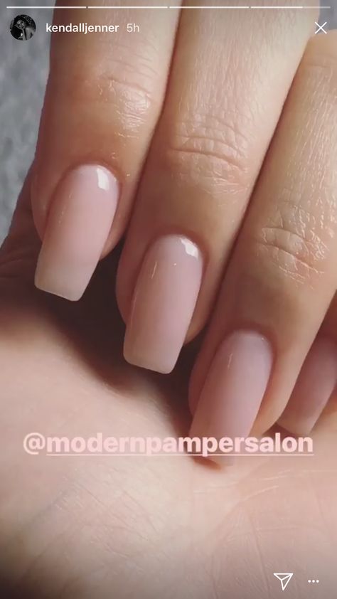 Kendall Jenner’s nails Kendall Jenner Nails, Acrylic Nails Kylie Jenner, Jenner Nails, Her Nails, Long Square Acrylic Nails, Neutral Nails, Dipped Nails, Square Acrylic Nails, Nail Shapes