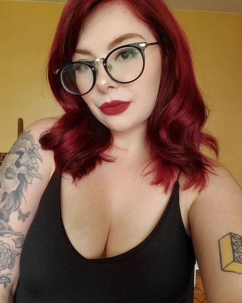 Arctic Fox Hair Color | This color is just so... luscious 😍 @kelseyaseely in Wrath and Transylvania ❤️ #AFwrath #AFtransylvania | Instagram Arctic Fox Wrath, Fox Hair Color, Fox Hair, Arctic Fox Hair Color, Arctic Fox, Pretty Hairstyles, Redheads, Fox, Hair Color