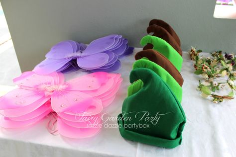 secret of the wings birthday party theme | Razzle Dazzle Party Box: Themed Birthday Party: Fairy Garden Party Fairy Birthday Party Decorations, Tinkerbell Party Theme, Woodland Fairy Party, First Birthday Party Favor, Fairy Garden Birthday Party, Fairy Tea Parties, Tinkerbell Party, Fairy Garden Party, Garden Party Birthday