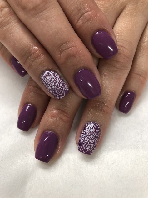 Plum Purple Mandala Mini Coffin Gel Nails Short Gel Nails Purple Art Designs, Nails Plum Color, Plum Wedding Nails, Eggplant Purple Nails, Dark Purple Nail Art Designs, Plum Color Nails, Purple Gel Nails Short, Purple Nails Designs Short, Plum Nail Designs