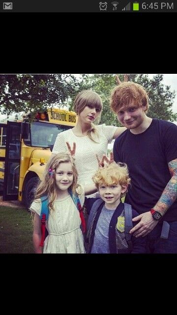 From the set of their video for "everything has changed" Everything Has Changed, Taylor Swift Music Videos, Indira Gandhi, Everything Has Change, Taylor Swift Music, Taylor Swift Facts, Swift Photo, Musica Pop, Captain Swan