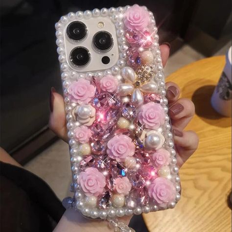 Bling Phone Cases Rhinestones, Bling Phone Cases Diy, Bedazzled Phone Case, Custom Macbook Case, Diy Phone Case Design, Decoden Case, Crystal Phone Case, Flowers Phone Case, Bling Ideas