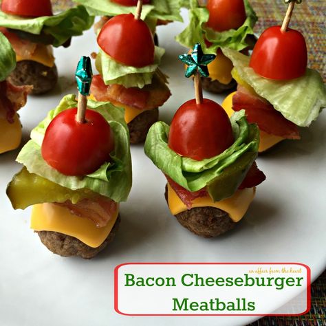 Cheeseburger Meatballs, Meatball Skewers, Sliders Recipes, Bolo Grande, Football Party Foods, Party Bites, Wedding Appetizers, Football Party Food, Mini Burgers