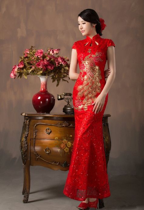 Happy Lunar/ Chinese New Year! Fashion wear for the occasion! My pick 😘 Lunar New Year Clothes, Lunar New Year Dress, Chinese New Year Outfits, Chinese New Year Fashion, Lunar New Year Outfit, Occasional Makeup, Tiger Oc, Chinese New Year Clothes, Red Chinese Dress