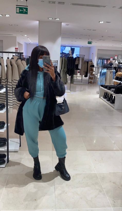 Tracksuit, joggers, boots, prada bag Joggers With Boots, Joggers And Boots, Sweatsuit Outfits Women, Sweatsuit Outfits, Baddie Outfit, Sock Outfits, Winter Fashion Outfits Casual, Flats Outfit, Joggers Outfit