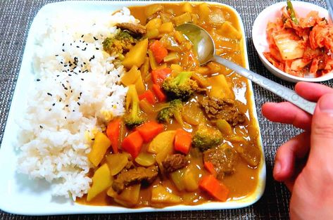 Korean Curry - Fast and Simple Weekday Dinner Dinner Ideas Rice, Korean Curry, Rice Curry, Weekday Dinner, Curry Rice, Dinner Prep, Egg Toast, Quick Weeknight Dinners, Weeknight Dinner Recipe