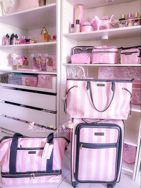 Victoria Secret Must Haves, Victoria Secret Travel Bag, Victoria’s Secret Bag, Victoria Secret Suitcase, Victoria Secret Luggage, Butter Beer Recipe, Designer Suitcase, Victoria Secret Travel, Halloween Coffee Bar