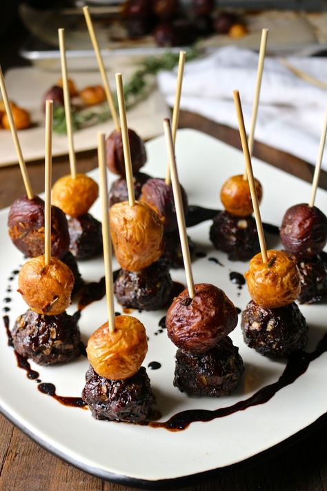 Balsamic Rosemary Glazed Bison Meatballs and Roasted Garlic Potato Bites - Naked Cuisine Work Appetizers, Rosemary Garlic Potatoes, Bison Meatballs, Wine Appetizers, Bison Recipes, Christmas Appetizers Easy, Garlic Roasted Potatoes, Christmas Recipes Appetizers, Potato Bites