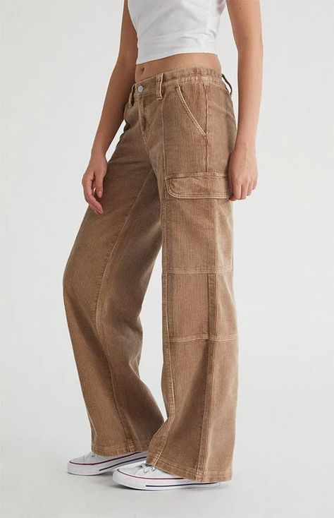 Light Brown Corduroy Low Rise Puddle Cargo Pants Cargo Corduroy Pants Outfit, Light Brown Cargo Pants Outfit, Light Brown Cargo Pants, Celana Corduroy, Brown Cargo Pants Outfit, Cargo Pants Street Style, Corduroy Pants Outfit, Corduroy Cargo Pants, Brown Cargo Pants