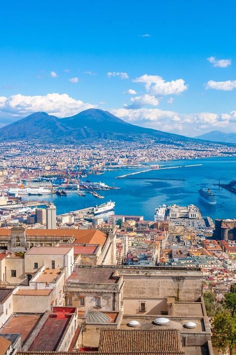 Things To Do In Naples, Italy Things To Do In Naples, Architecture Baroque, Italy Trip Planning, Italian City, Italy Summer, Senior Trip, Italy Aesthetic, Voyage Europe, Naples Italy