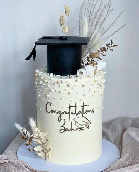 Graduating Cake Ideas, Grad Celebration Ideas, Matriculation Cake Designs, Graduation Cake Designs 2024, Graduate Cake Ideas, Mba Cake, Cake Designs Graduation, Prom Cakes Ideas, Graduation Cakes 2024