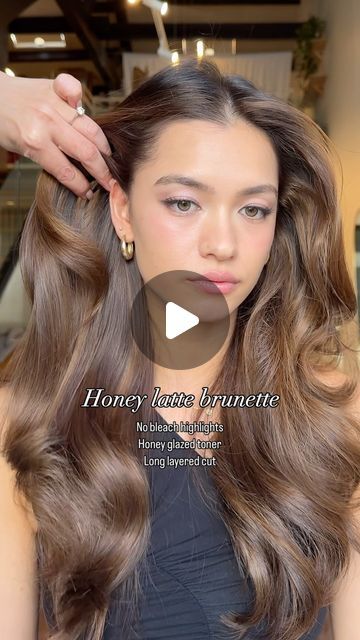 Laura Kim on Instagram: "Honey latte brunette 🤎💛  This spring / summer you will enjoy the soft and flattering latter brunette highlights   Hair colour by me using no bleach highlights @avedaaustralia   #hair #brunette #brownhair #hairstyle" Honey Latte Brunette, Soft Summer Brunette, No Bleach Highlights, Hair Colour Without Bleach, Latte Brunette, Bleach Highlights, Honey Latte, Brown Hair And Hazel Eyes, Summer Brunette