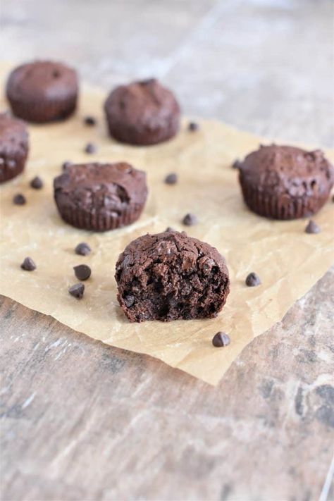 Vegan Brownie Bites, Vegan Gluten Free Brownies, Aquafaba Recipes, Oat Flour Recipes, Vegan Brownie, Brownie Bites, Bar Cookies, Mouthwatering Recipes, Vegan Dessert