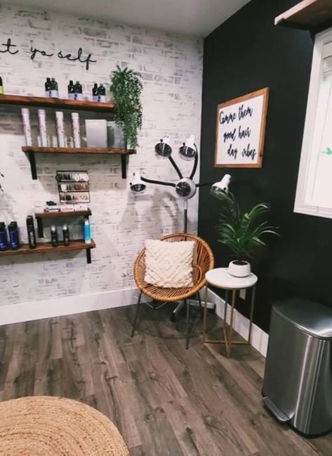 Salon Vanity Ideas, Black Boho Salon Decor, Individual Salon Suites, Shiplap Salon Wall, Cute Salon Studio Ideas, Mini Salon Decor, Natural Hair Salon Ideas, Boho Hair Salon Decor Modern, Boho Hair Salon Decor Ideas