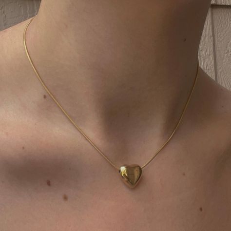 "Snake Chain Puffed Mini Heart Necklace ✨ Fully stainless steel & tarnish proof! (18k gold plated or solid stainless steel) 16\" with a 2\" extender  Snake chain style featuring a mini puffed heart pendant 🤍  Choose between silver or gold 🫶 Handmade with love!" Chunky Heart Necklace, Mini Heart Necklace, Puffy Heart Necklace, Dainty Chain Necklace, Modern Gold Jewelry, 3d Heart, Puffed Heart, Gold Heart Necklace, Stacked Jewelry