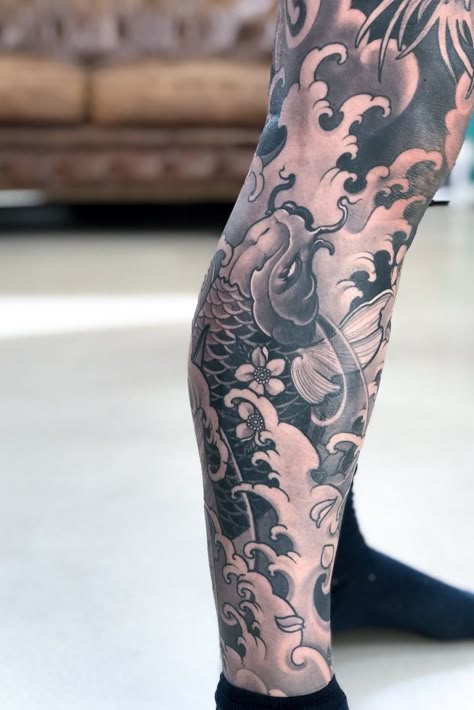 Upstream koi #koi #fingerwaves #tattoodo #inkjecta #wearesorrymom #killerinktattoo #irezumi #japanese #japanesetattoo #irezumiart | By Christopher Henriksen | Done at Out of frame | Aug 23rd 2019 | 1149127 Japanese Tattoo Koi, Tato Irezumi, Japanese Wave Tattoos, Japanese Leg Tattoo, Japanese Koi Fish Tattoo, Koi Tattoo Sleeve, Tato Ikan Koi, Japanese Tattoos For Men, Tattoo Japanese Style