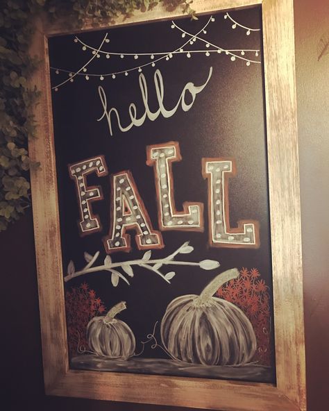 Chalkboard Fall, Fall Chalkboard Art, Chalkboard Art Diy, Fall Chalkboard, Chalkboard Art Quotes, Chalkboard Wall Art, Chalkboard Doodles, Chalkboard Writing, Blackboard Art