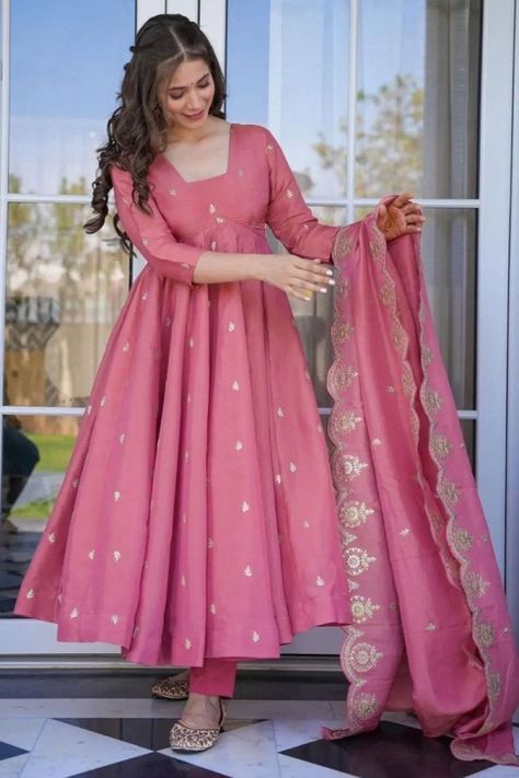 Punch Pink Silk Anarkali Pant Kameez with Embroidered Dupatta Anarkali Suits Heavy, Anarkali Dress New Design, Suit Front Neck Designs Indian, Anarkali Dress Pattern New, New Anarkali Design, Pink Kurti Outfit, Pink Kurti Design, Heavy Anarkali Dress, Trendy Anarkali Designs