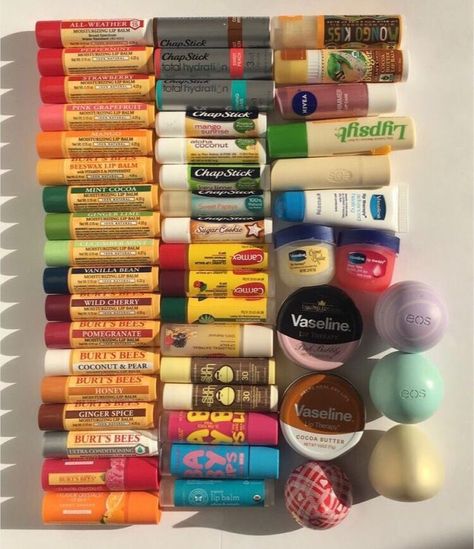 #lips #chapstick #skincare Koleksi Makeup, Alat Makeup, Lip Balm Collection, Beeswax Lip Balm, Lip Gloss Collection, Pinterest Makeup, Makijaż Smokey Eye, Body Skin Care Routine, Beauty Skin Care Routine