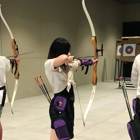 Archery Archery Girl Aesthetic, Archery Aesthetic Female, Archery Aesthetic Modern, Archery Aesthetic, Archery Sport, Archery Women, Competition Skating Dress, Swimming Pictures, Archery Girl