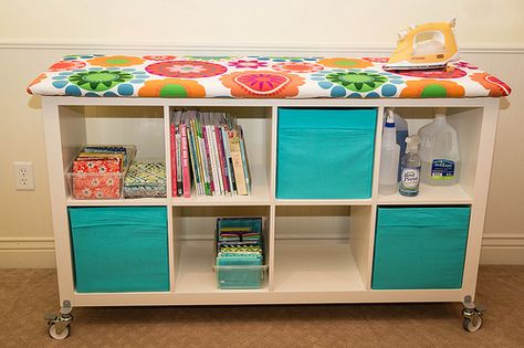 My version of of a Big Board Iron station. Ikea Expedit Bookcase, installed Expedit Casters, cut plywood 60" x 22", secured 4 layers batting with staple gun, followed this tutorial for cover http://www.minneapolismqg.com/2013/07/saturday-series-quilting-away-from-home.html Ikea Expedit Bookcase, Diy Ironing Board, Ironing Station, Sewing Room Inspiration, Sewing Room Storage, Diy Rangement, Ironing Boards, Sewing Spaces, Sewing Room Design