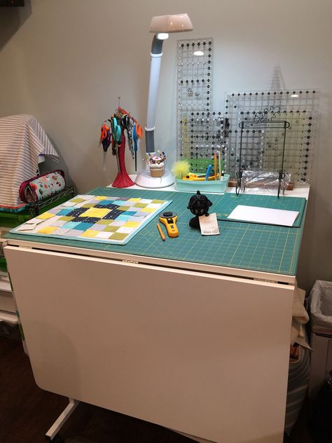 Sewing Room Tours: A Successful Sewing Room Remodel | Scissortail Quilting Quilt Room Organization, Small Sewing Rooms, Sewing Room Furniture, Sewing Room Inspiration, Sewing Room Storage, Coin Couture, Sewing Spaces, Sewing Room Design, Sewing Room Decor