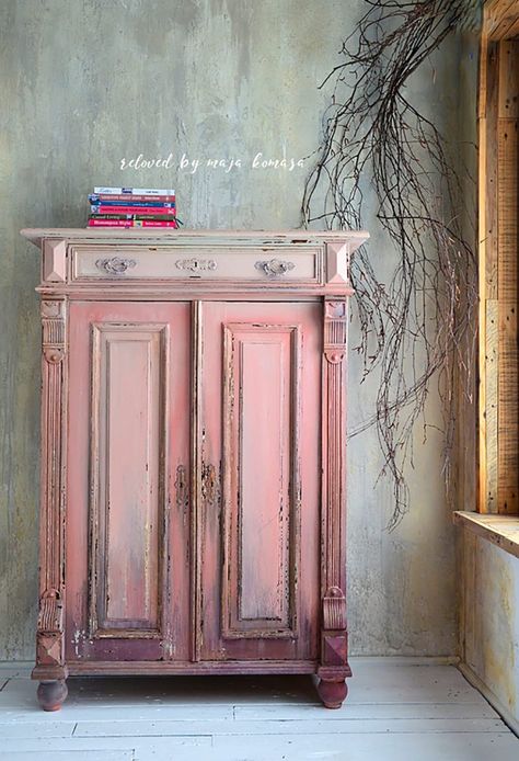 Annie Sloan: The Creme de la Chalk Paint® Creme! - SA Decor & Design Pink Armoire, Pink Furniture, Distressed Furniture, Furniture Renovation, Painting Furniture Diy, Funky Painted Furniture, Funky Furniture, Chalk Paint Furniture, Hand Painted Furniture