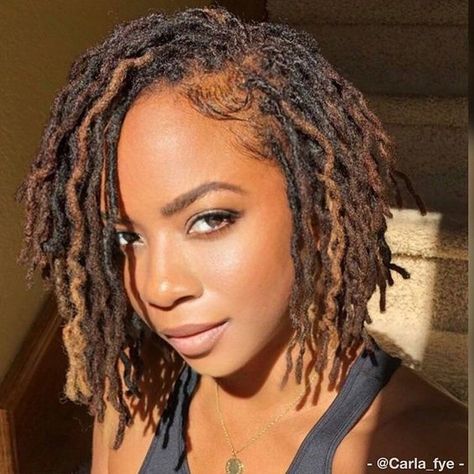 Hairstyles Locs, Dreadlocks Hairstyles, New Natural Hairstyles, Short Locs Hairstyles, Faux Locs Hairstyles, Dreadlock Styles, Anita Dongre, Dreads Styles, Dread Hairstyles